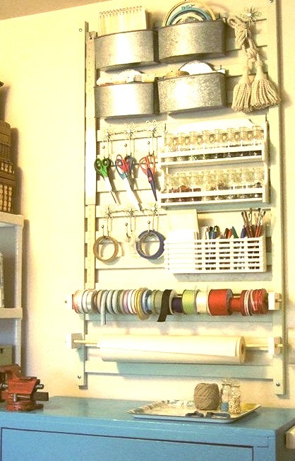 Craft Station With Rolling Toolbox